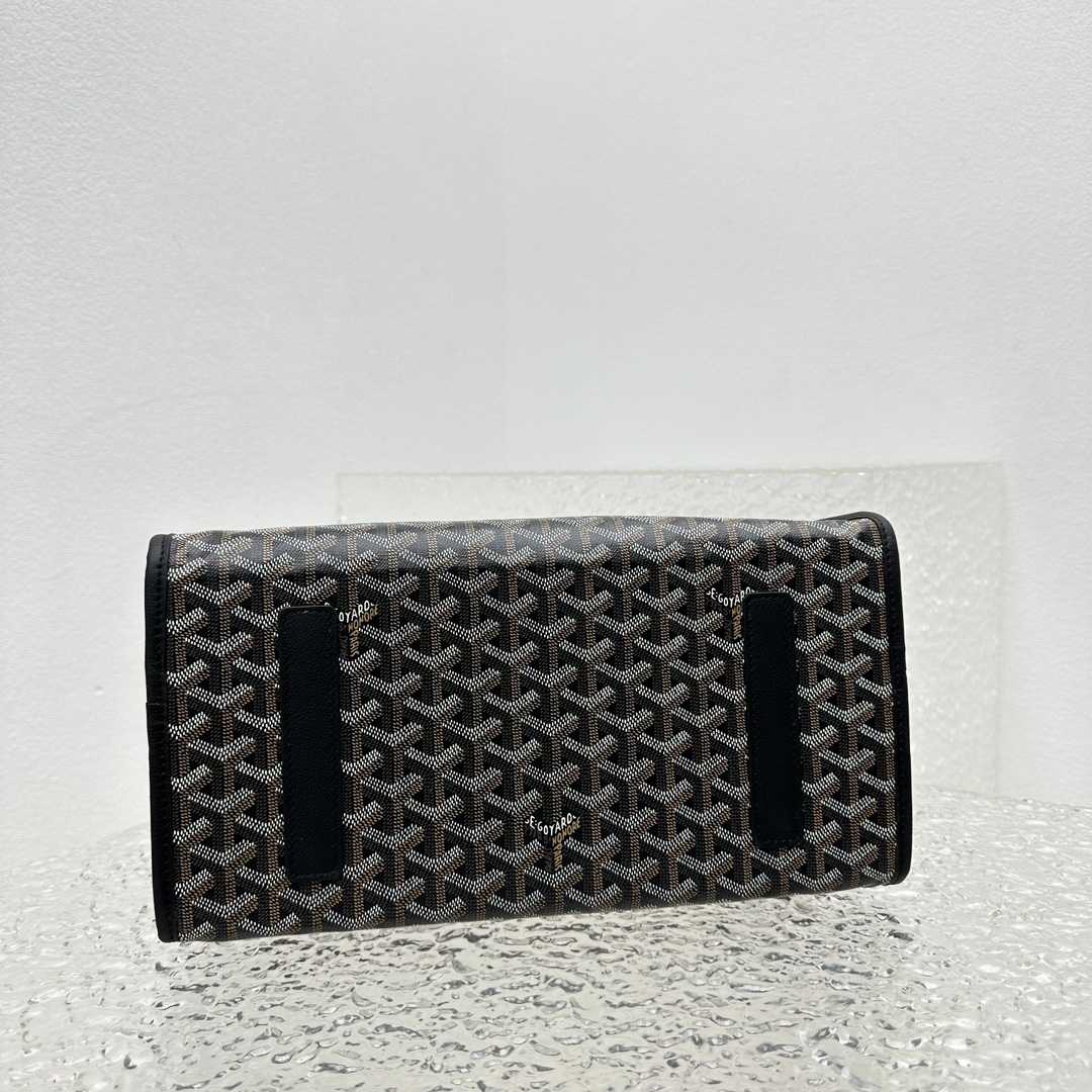 Goyard Saint Léger Backpack - DopestKickz