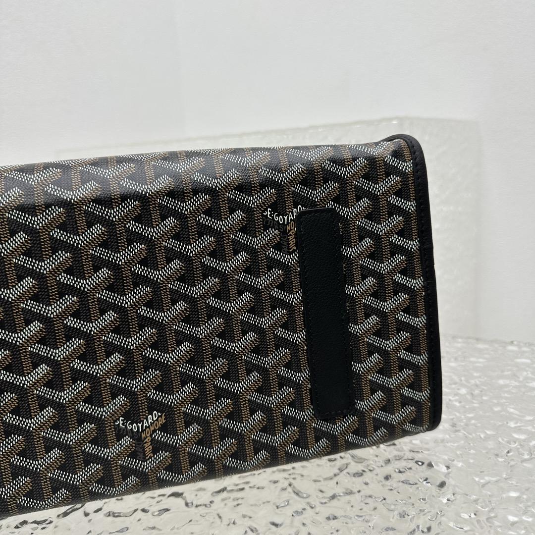 Goyard Saint Léger Backpack - DopestKickz