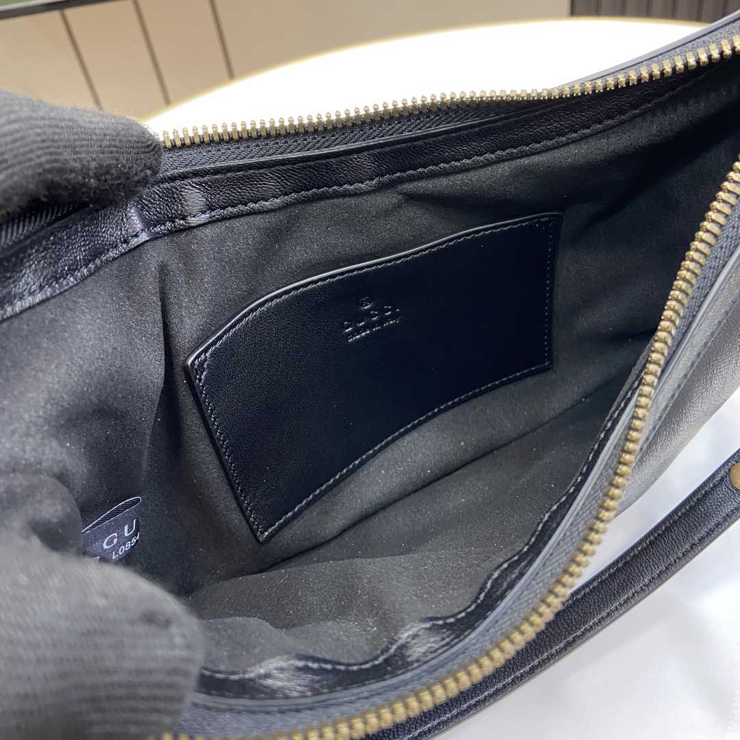 Gucci GG Marmont Small Shoulder Bag - DopestKickz