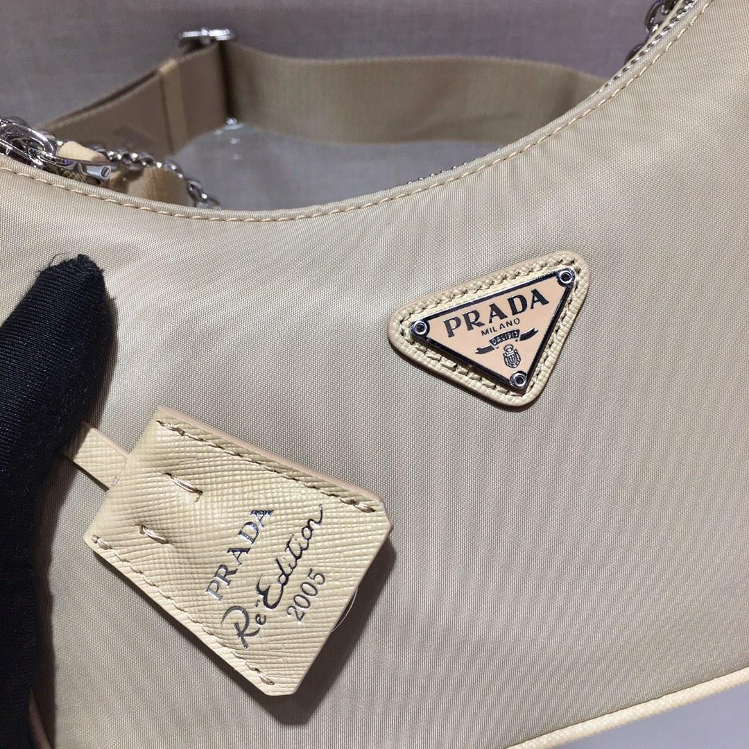 Prada Re-Edition 2005 Raffia Bag (22-12-6cm) - DopestKickz