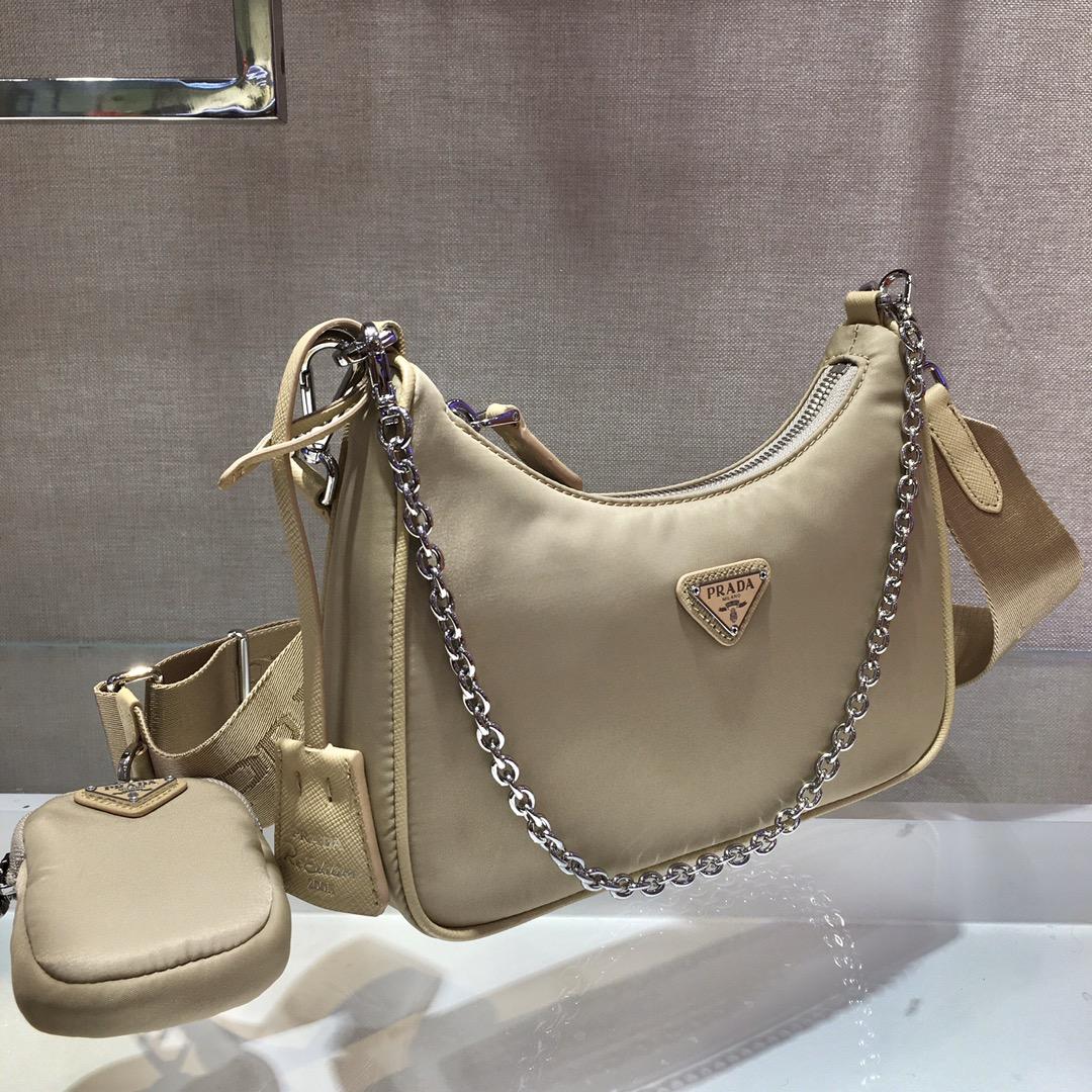 Prada Re-Edition 2005 Raffia Bag (22-12-6cm) - DopestKickz