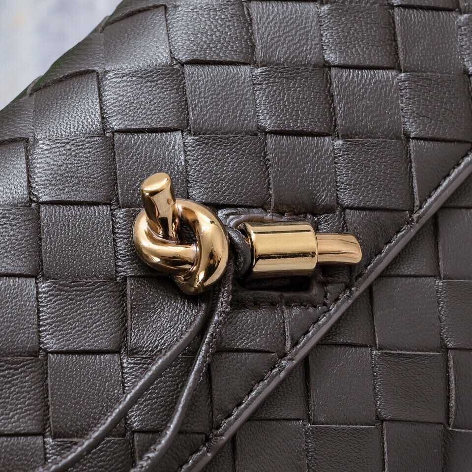 Bottega Veneta Long Clutch Andiamo With Handle - DopestKickz