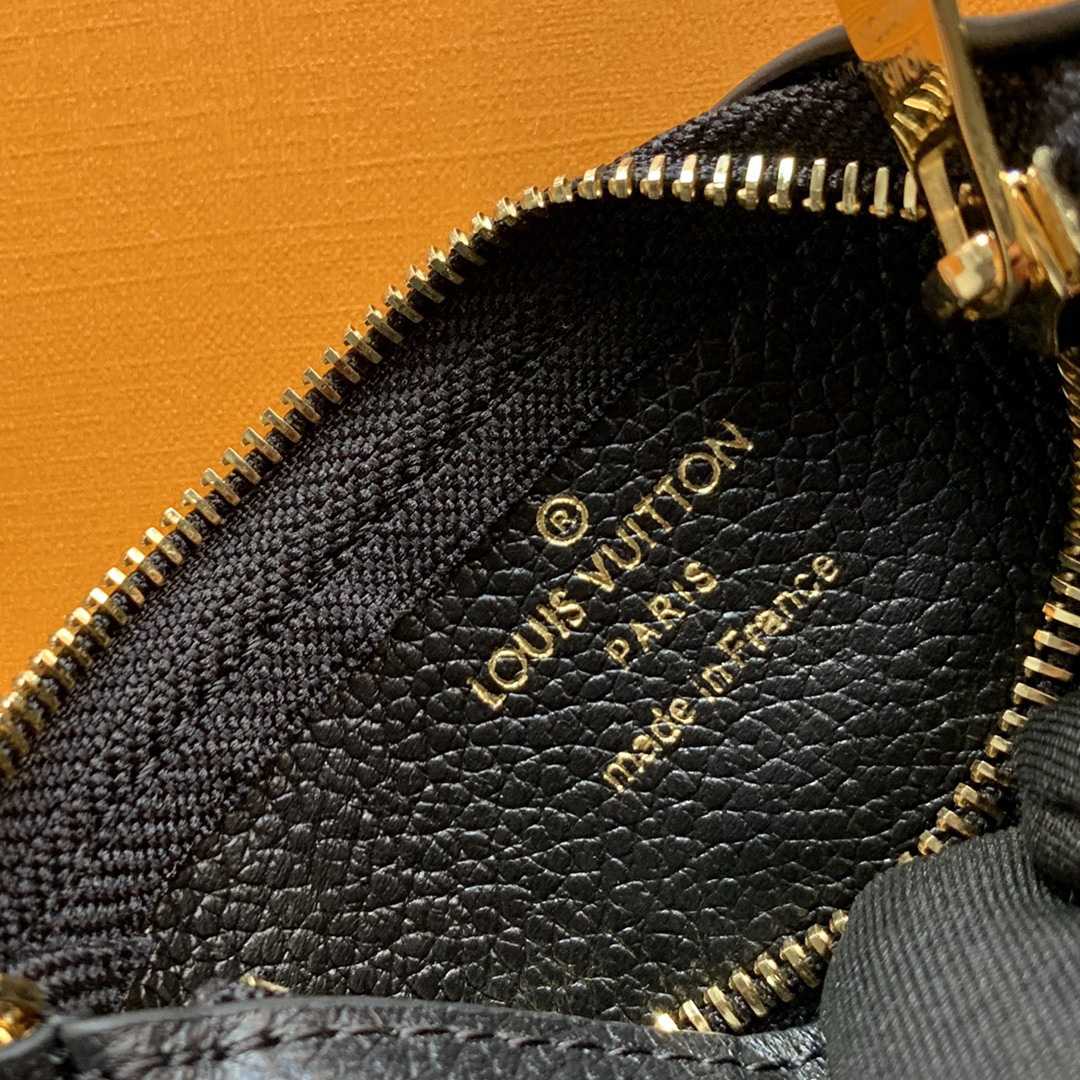 Louis Vuitton Key Pouch   M80879 - DopestKickz
