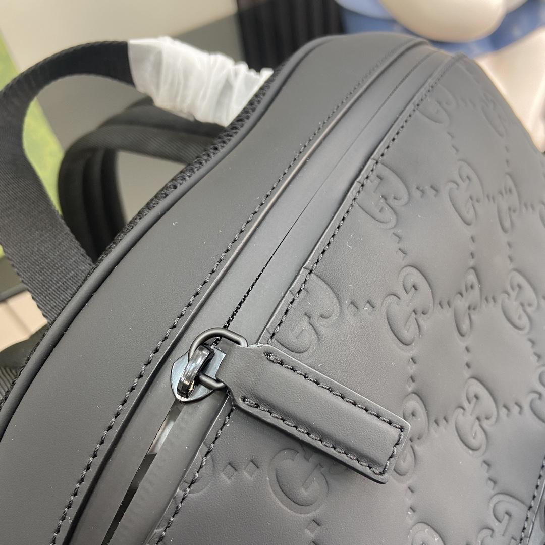 Gucci GG Backpack - DopestKickz