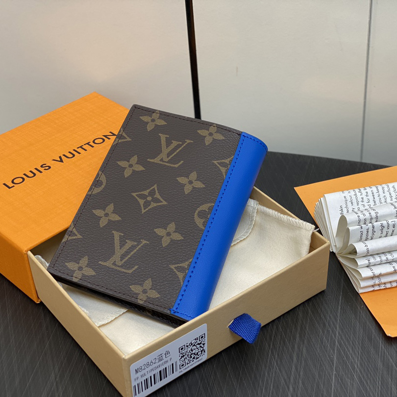 Louis Vuitton Passport Cover   M82865 - DopestKickz