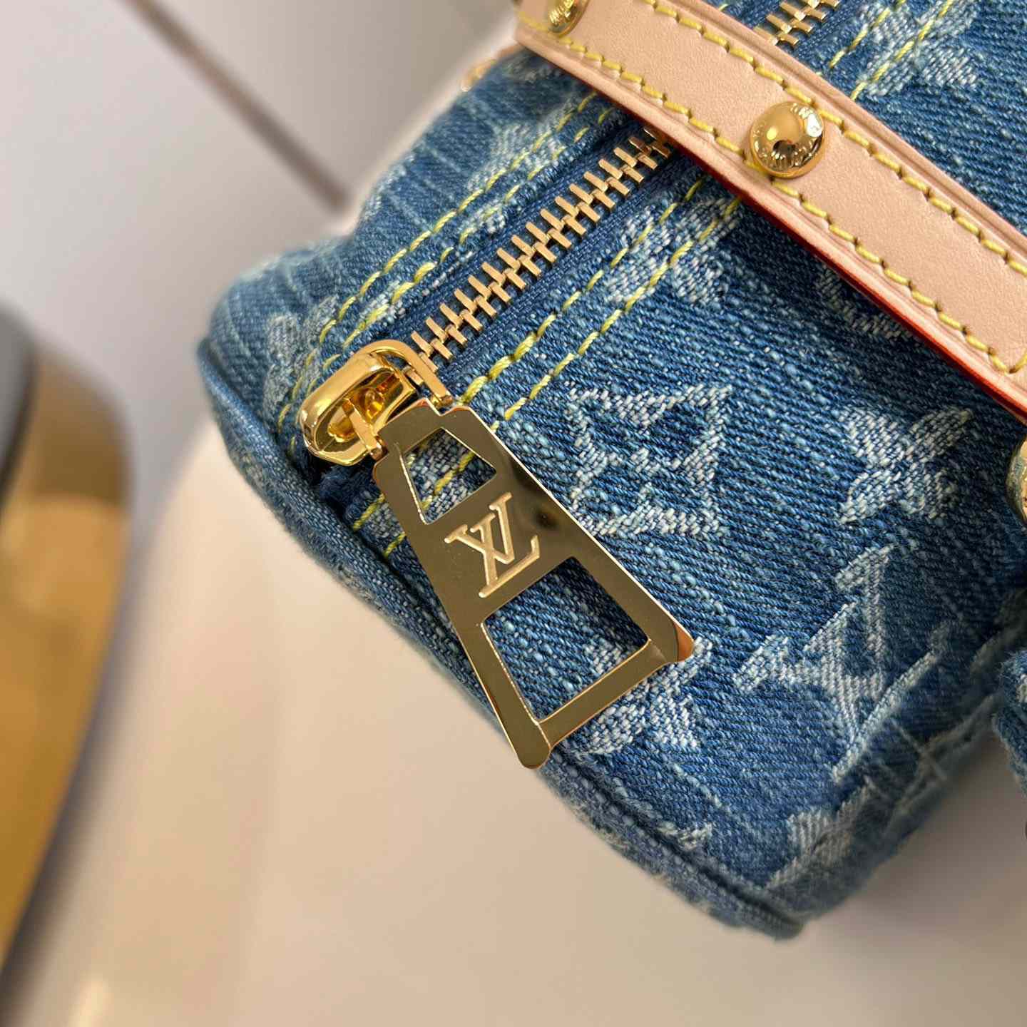 Louis Vuitton Papillon    M46830 - DopestKickz