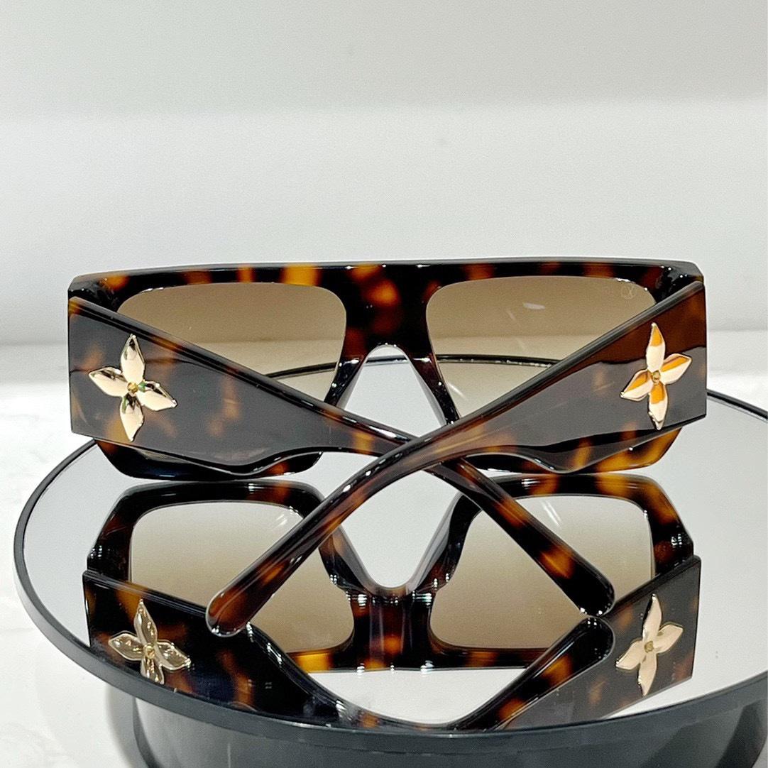 Louis Vuitton Sunglasses   Z2615W - DopestKickz