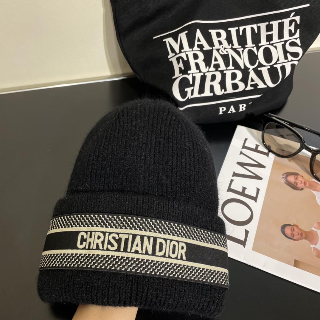Dior Beanie Hat - DopestKickz