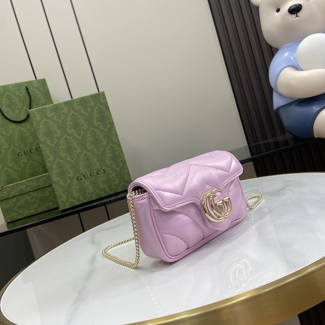 Gucci GG Marmont Super Mini Bag - DopestKickz
