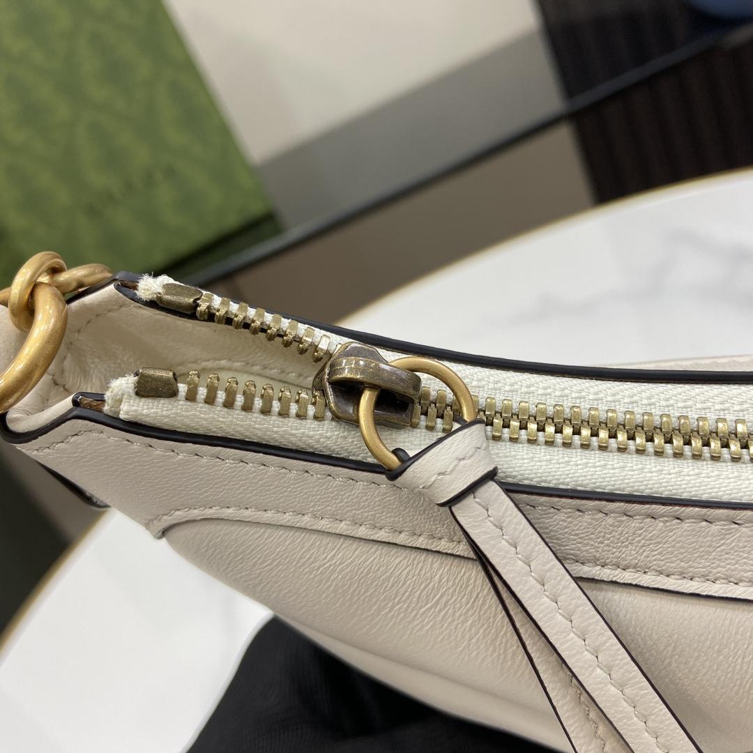 Gucci GG Marmont Small Shoulder Bag - DopestKickz