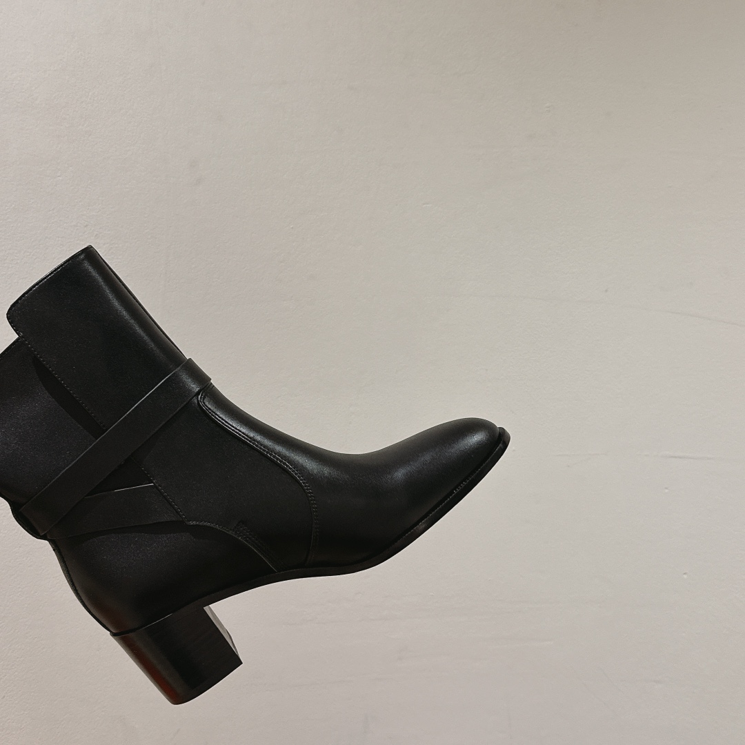 Hermes Frenchie 50 Ankle Boot - DopestKickz