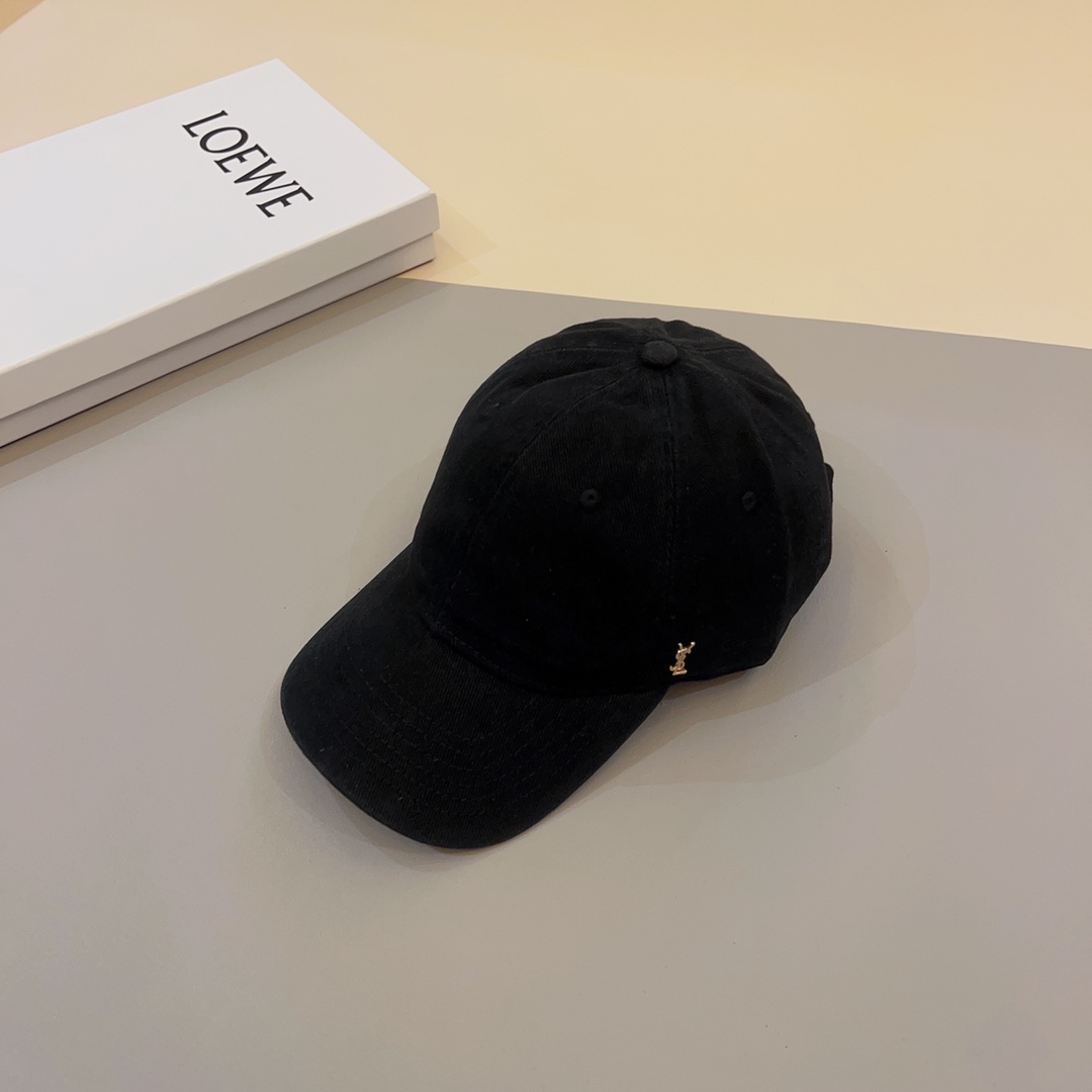 Saint Laurent Cap - DopestKickz