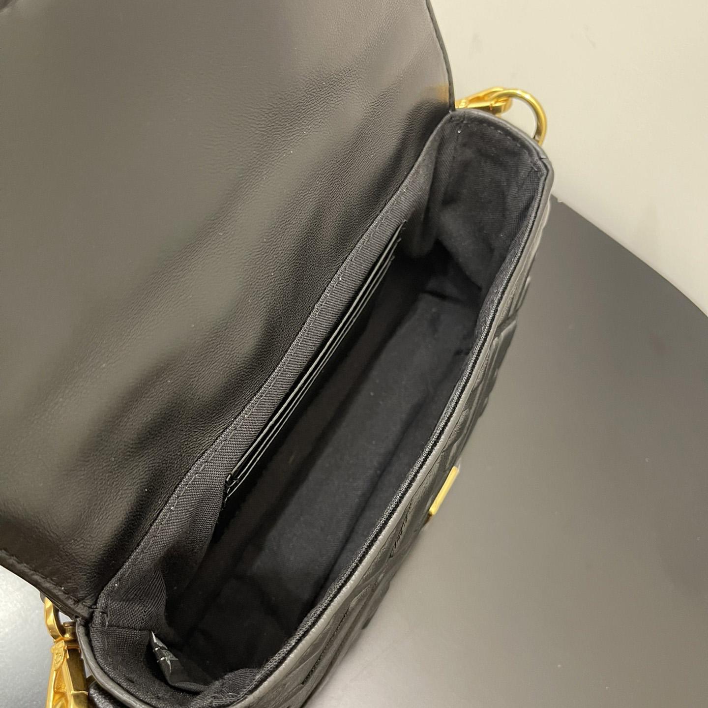 Fendi Baguette Black Leather Bag - DopestKickz
