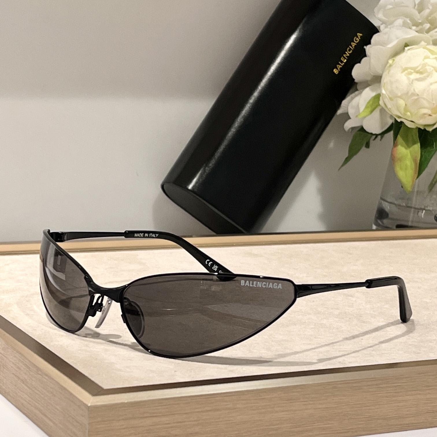 Balenciaga Razor Cat Sunglasses In Black - DopestKickz