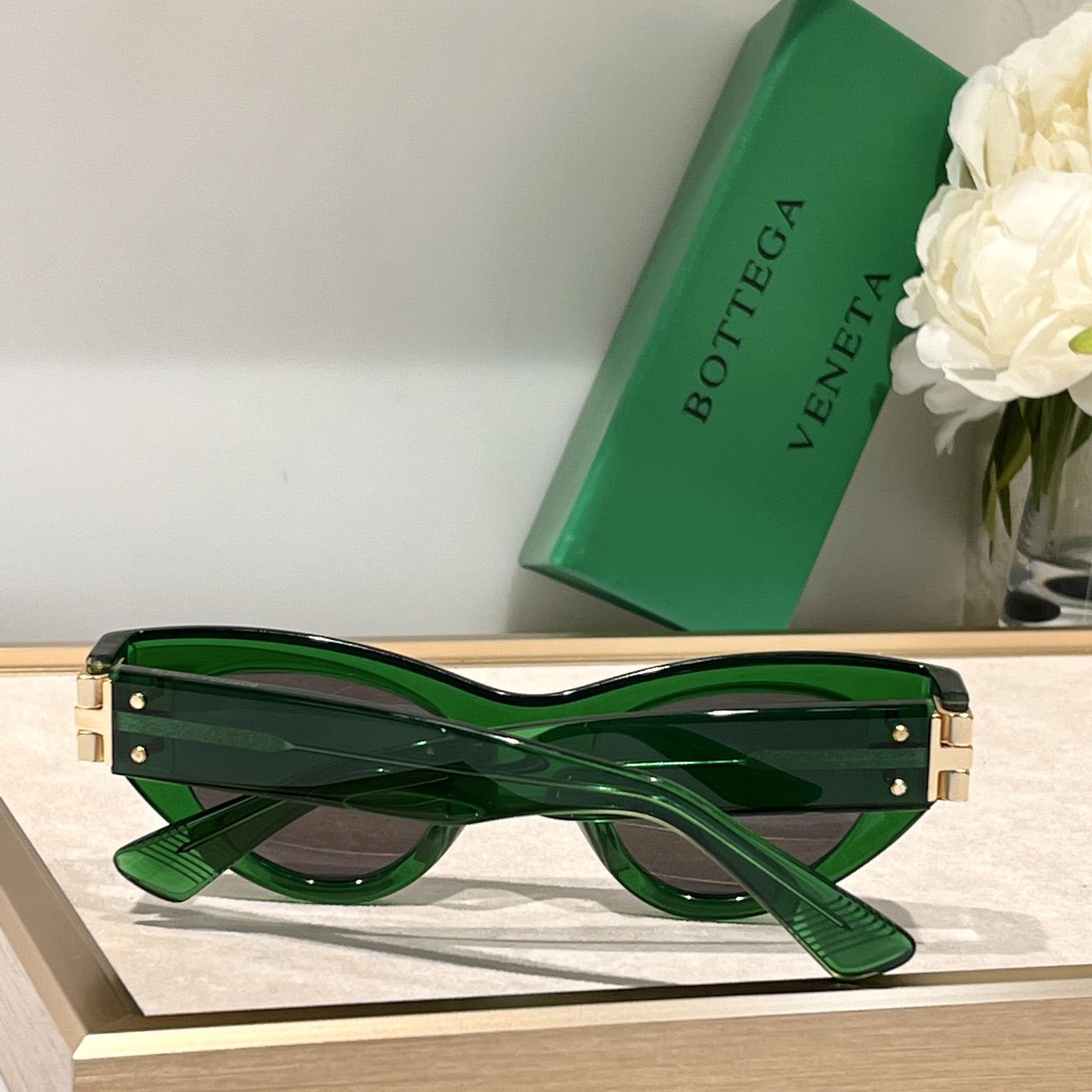 Bottega Veneta Angle Acetate Cat Eye Sunglasses - DopestKickz