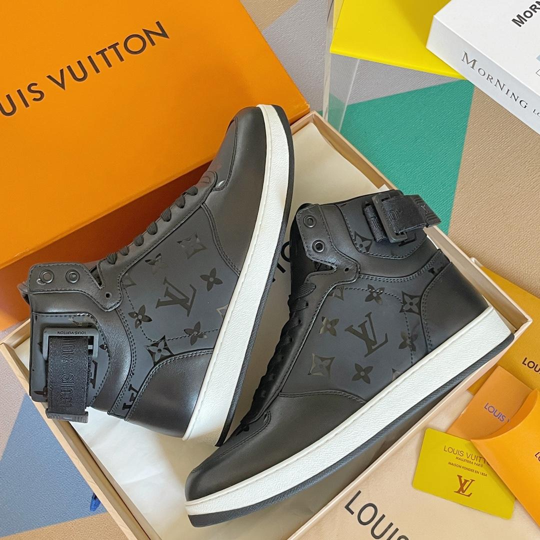 Louis Vuitton Rivoli Sneaker Boot 1A8EAP - DopestKickz