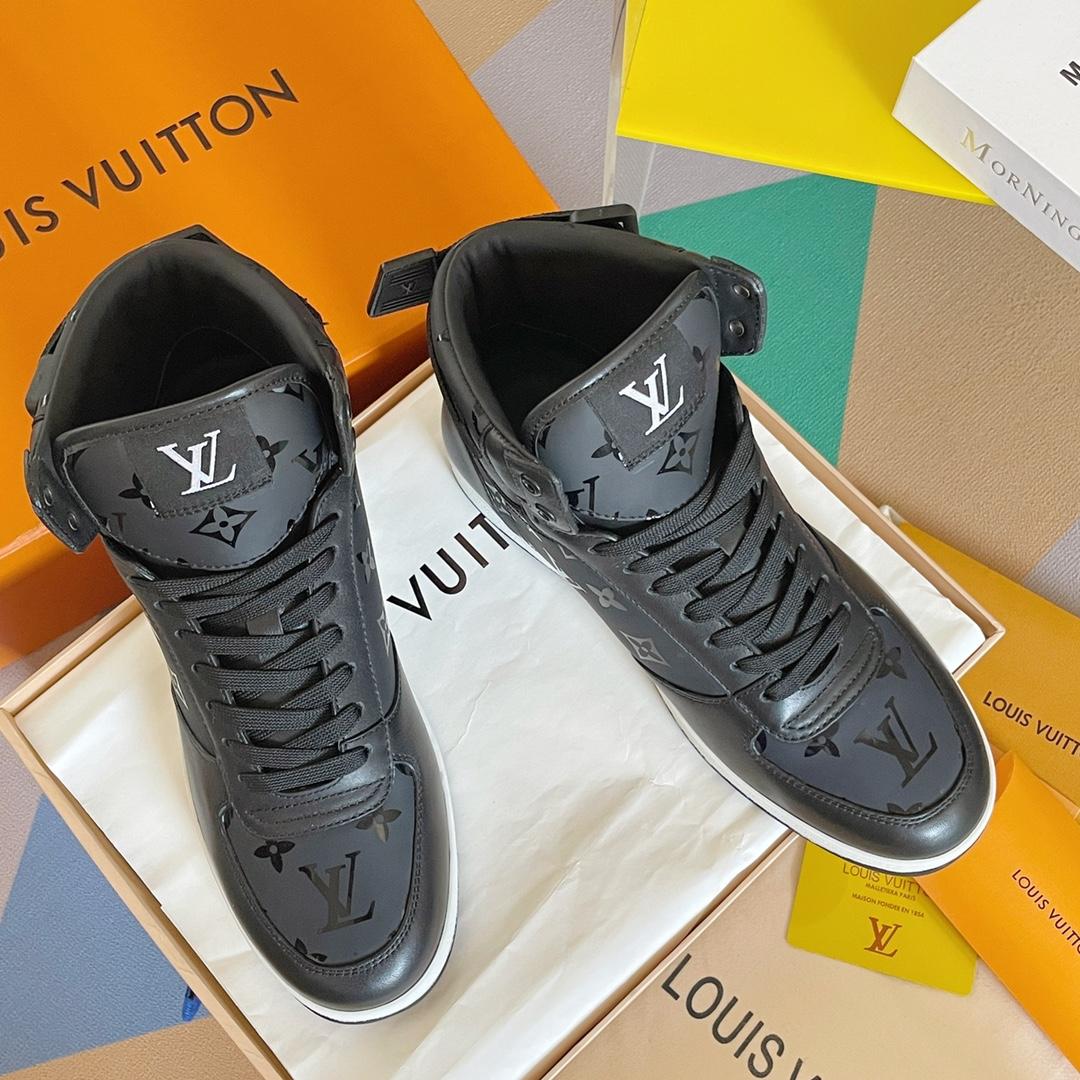 Louis Vuitton Rivoli Sneaker Boot 1A8EAP - DopestKickz
