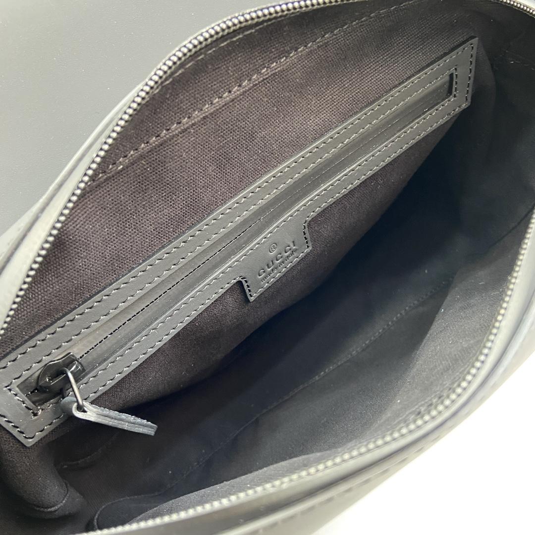 Gucci GG Crossbody Bag - DopestKickz