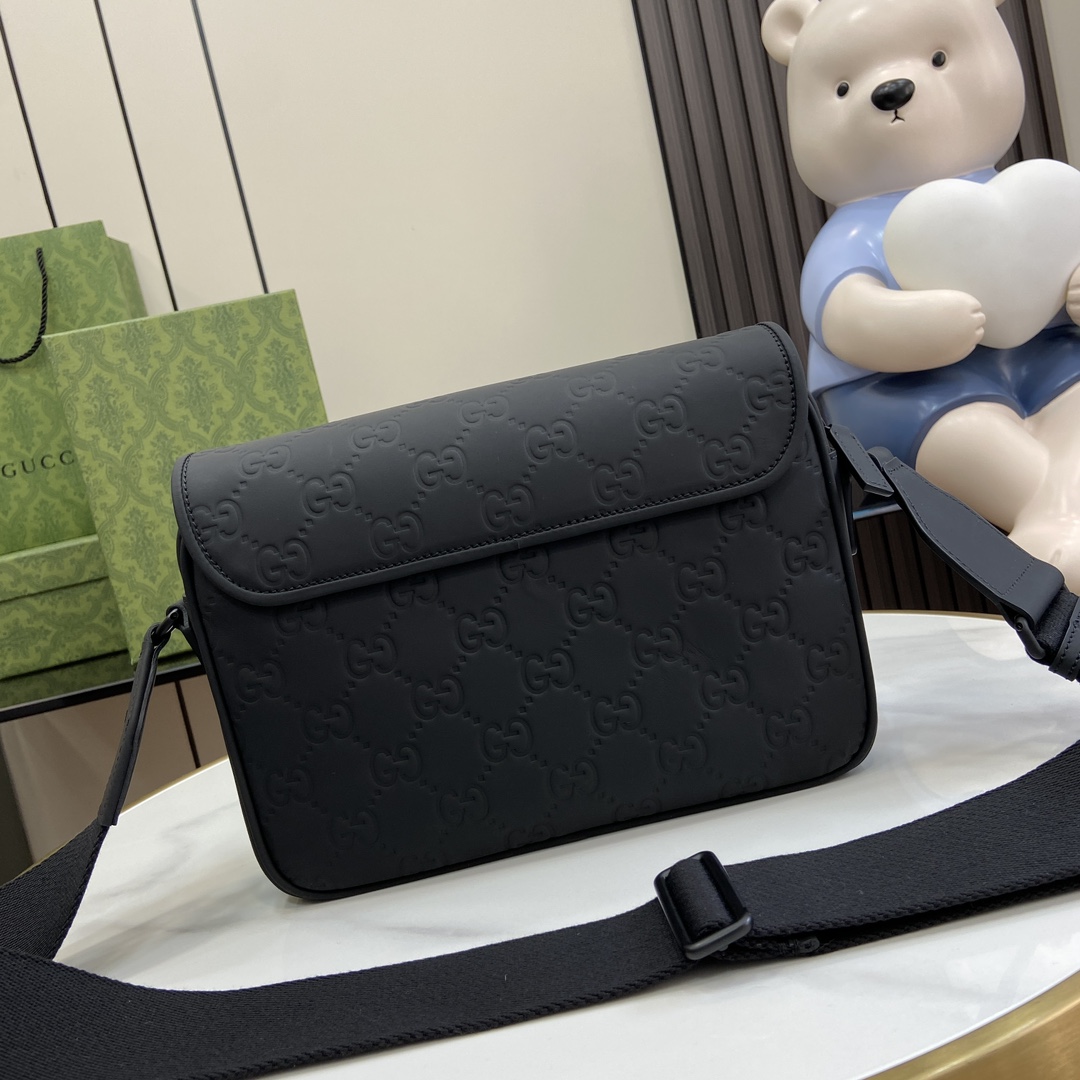 Gucci GG Crossbody Bag - DopestKickz