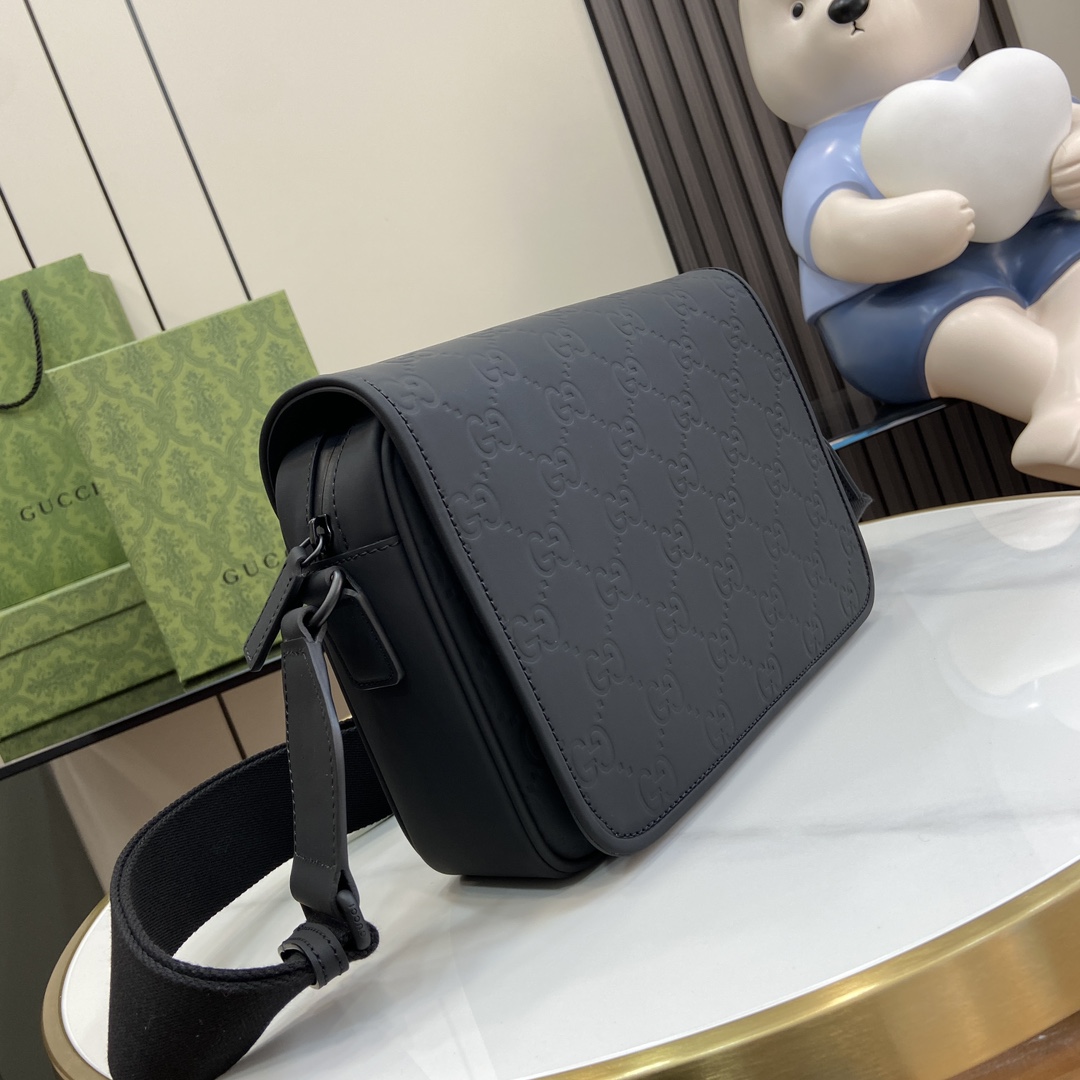 Gucci GG Crossbody Bag - DopestKickz