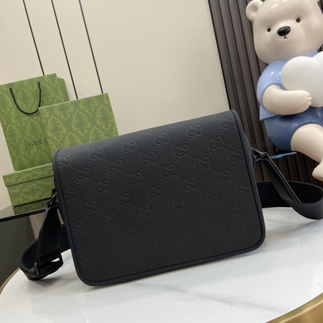 Gucci GG Crossbody Bag - DopestKickz