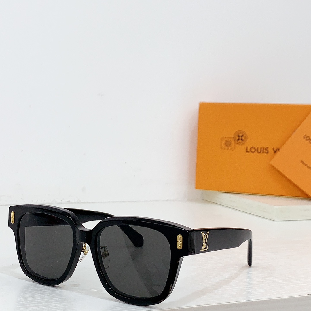Louis Vuitton LV Confidence Square Sunglasses    Z2084U - DopestKickz