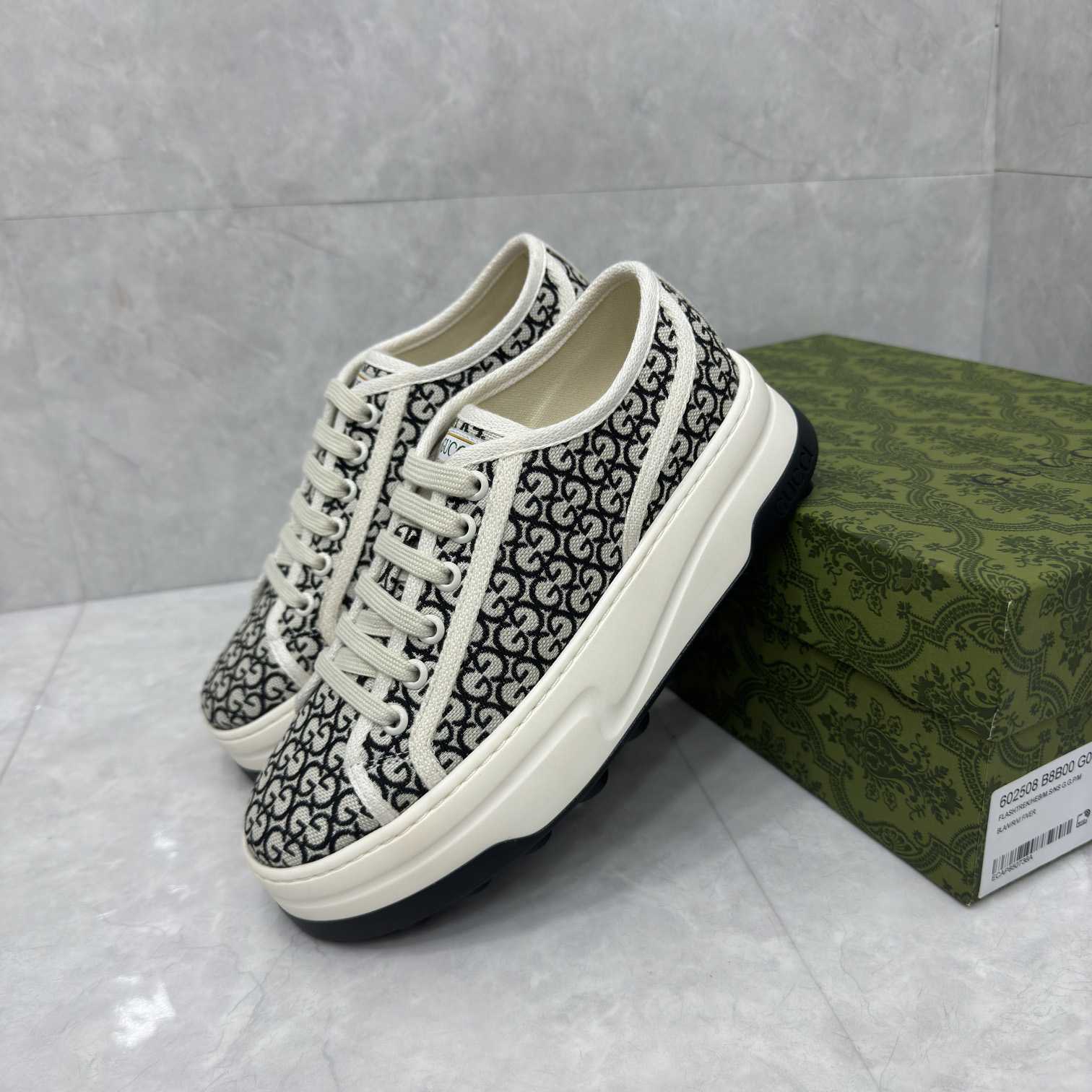 Gucci Women's GG Trainer - DopestKickz