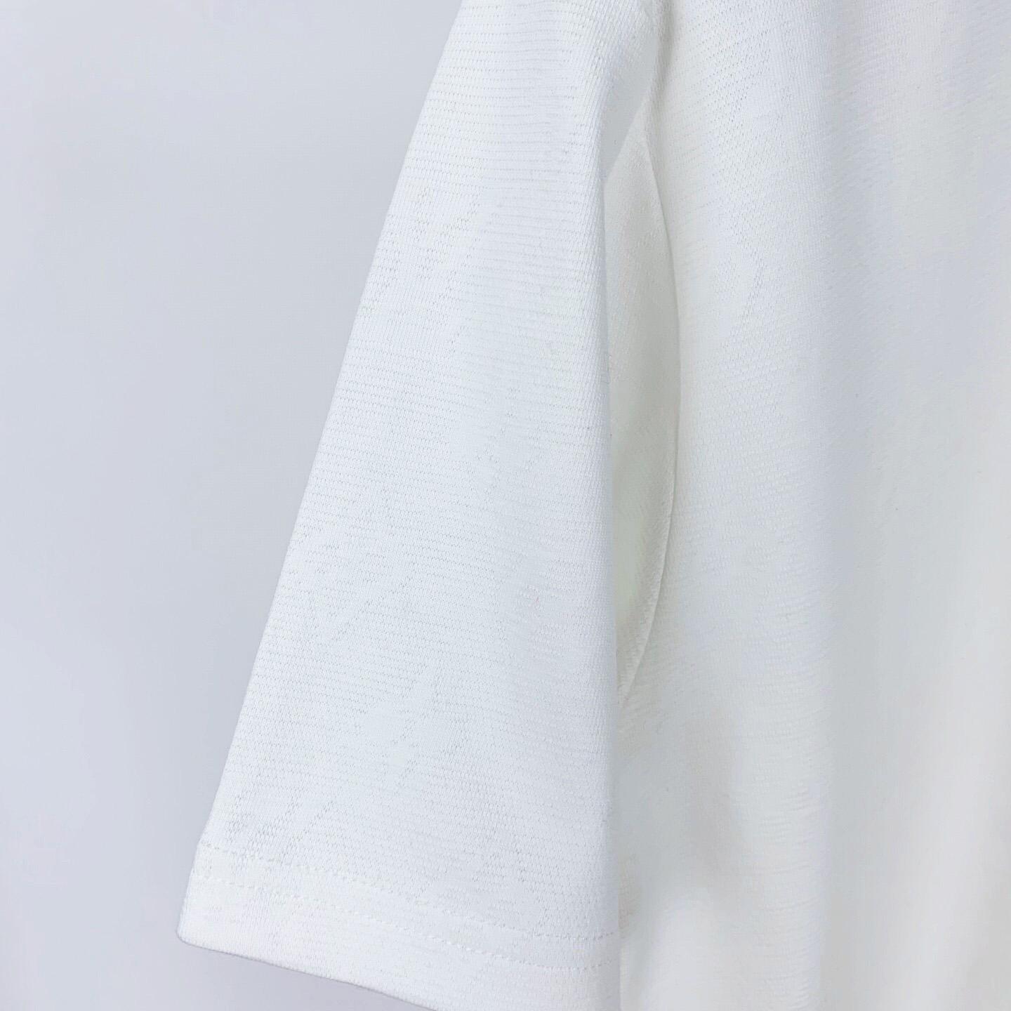 Louis Vuitton Signature 3D Pocket Monogram T-Shirt   1A5VI6 - DopestKickz