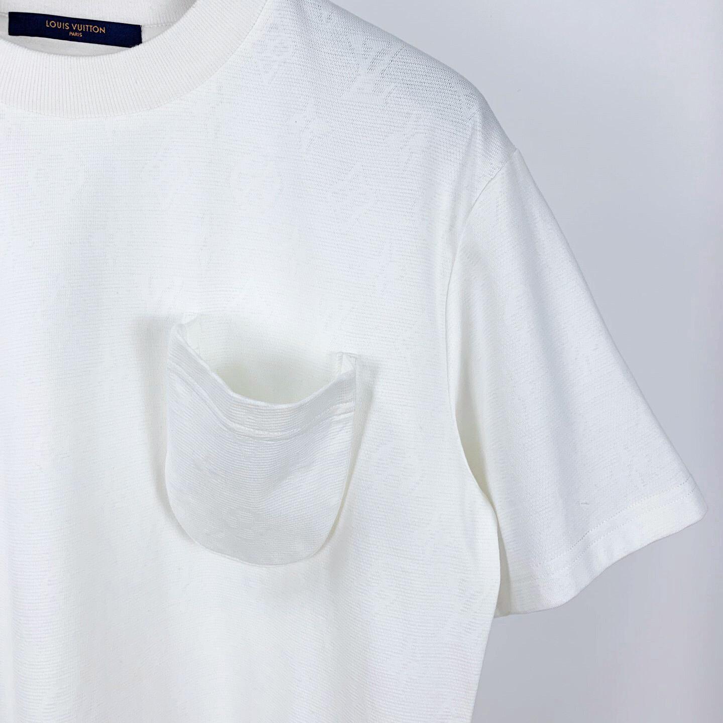 Louis Vuitton Signature 3D Pocket Monogram T-Shirt   1A5VI6 - DopestKickz