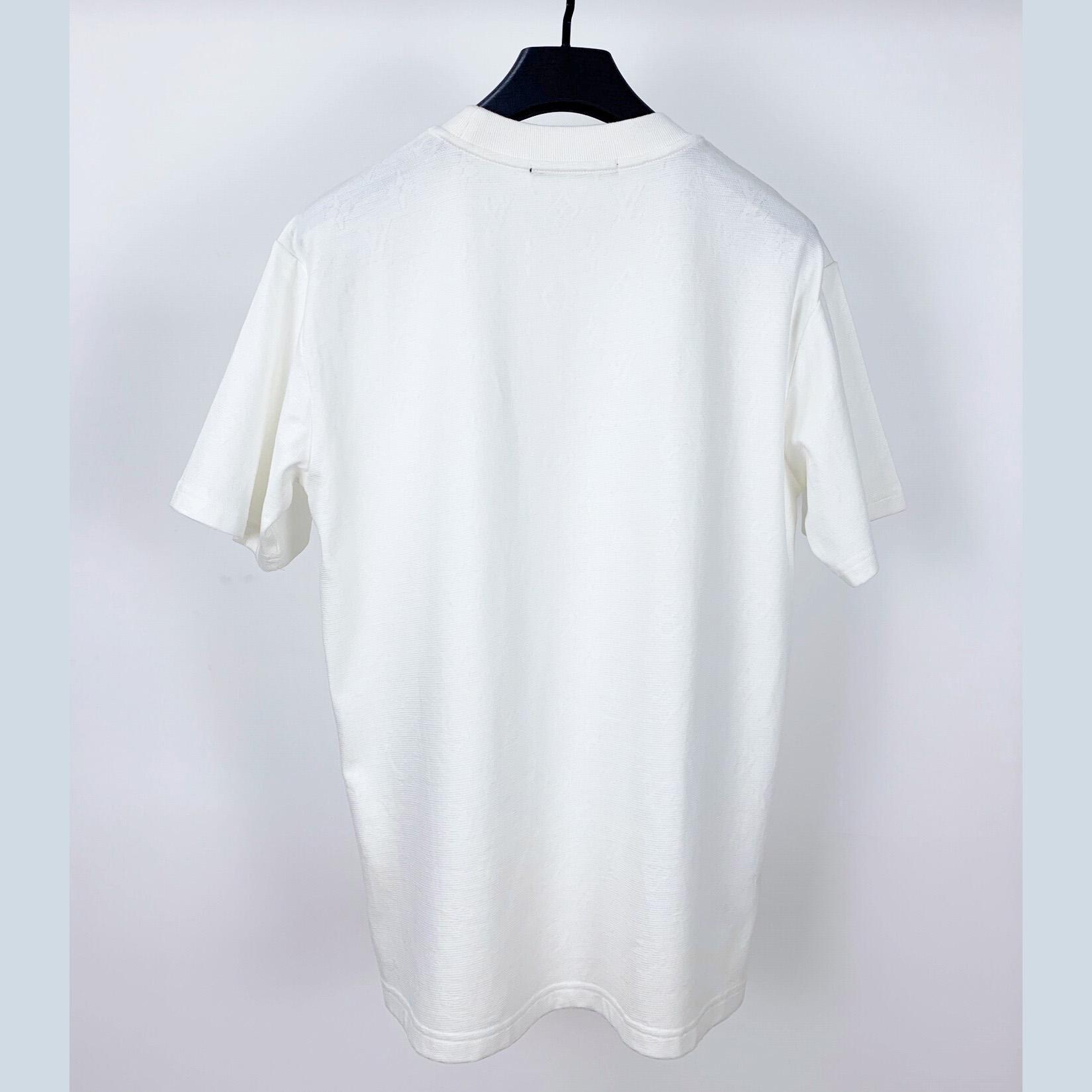 Louis Vuitton Signature 3D Pocket Monogram T-Shirt   1A5VI6 - DopestKickz