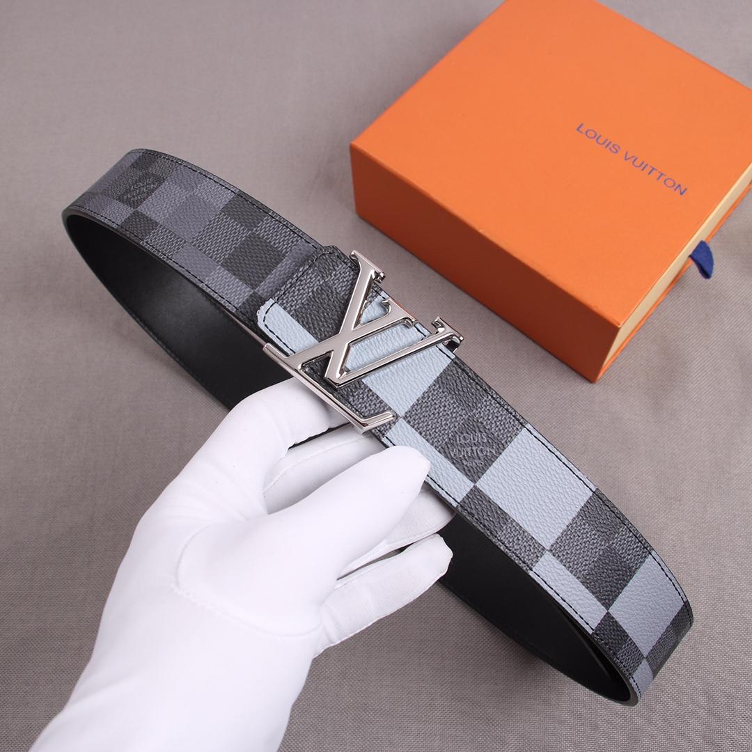 Louis Vuitton Reversible Belt LV Initiales - DopestKickz