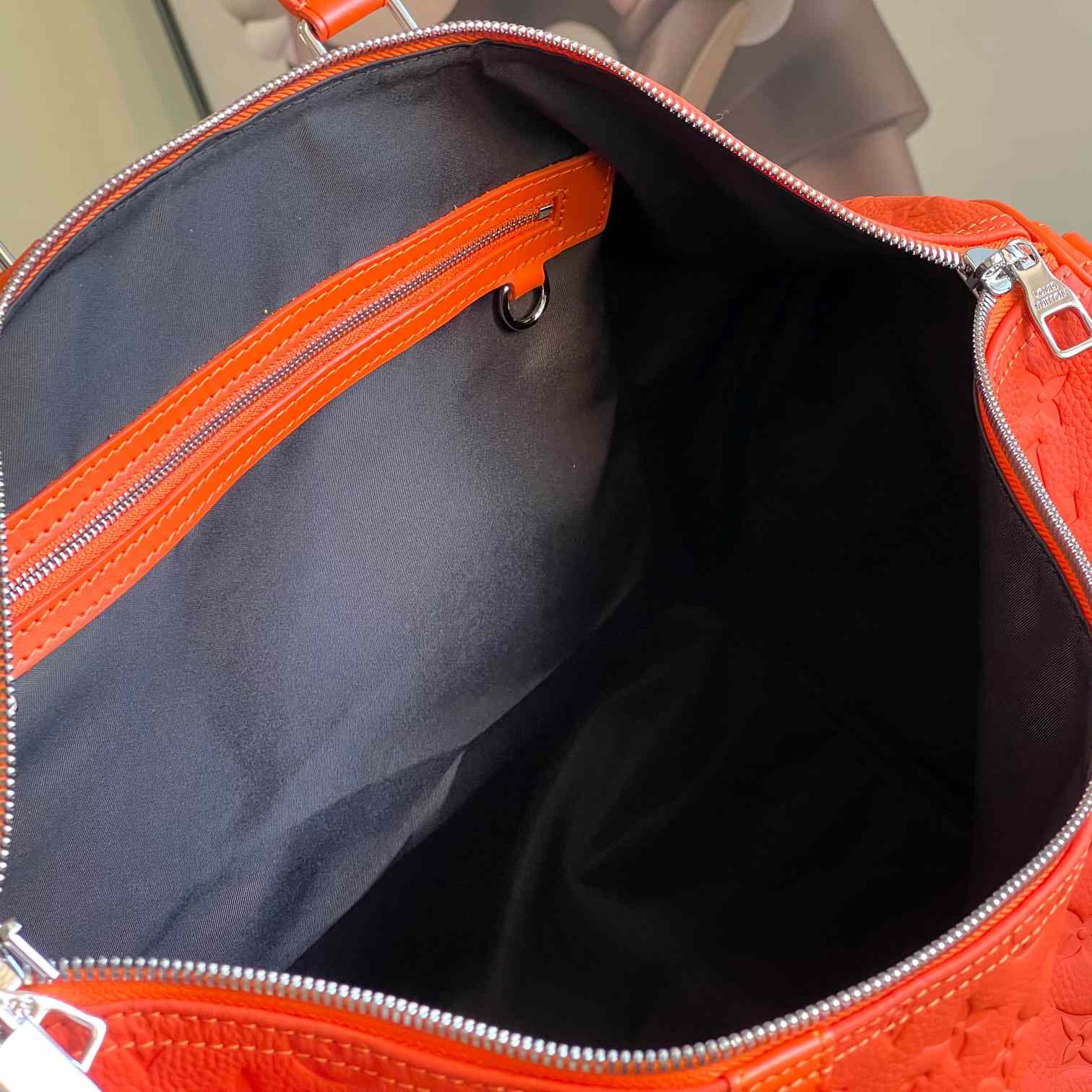 Louis Vuitton Keepall Bandoulière 50   M23749 - DopestKickz