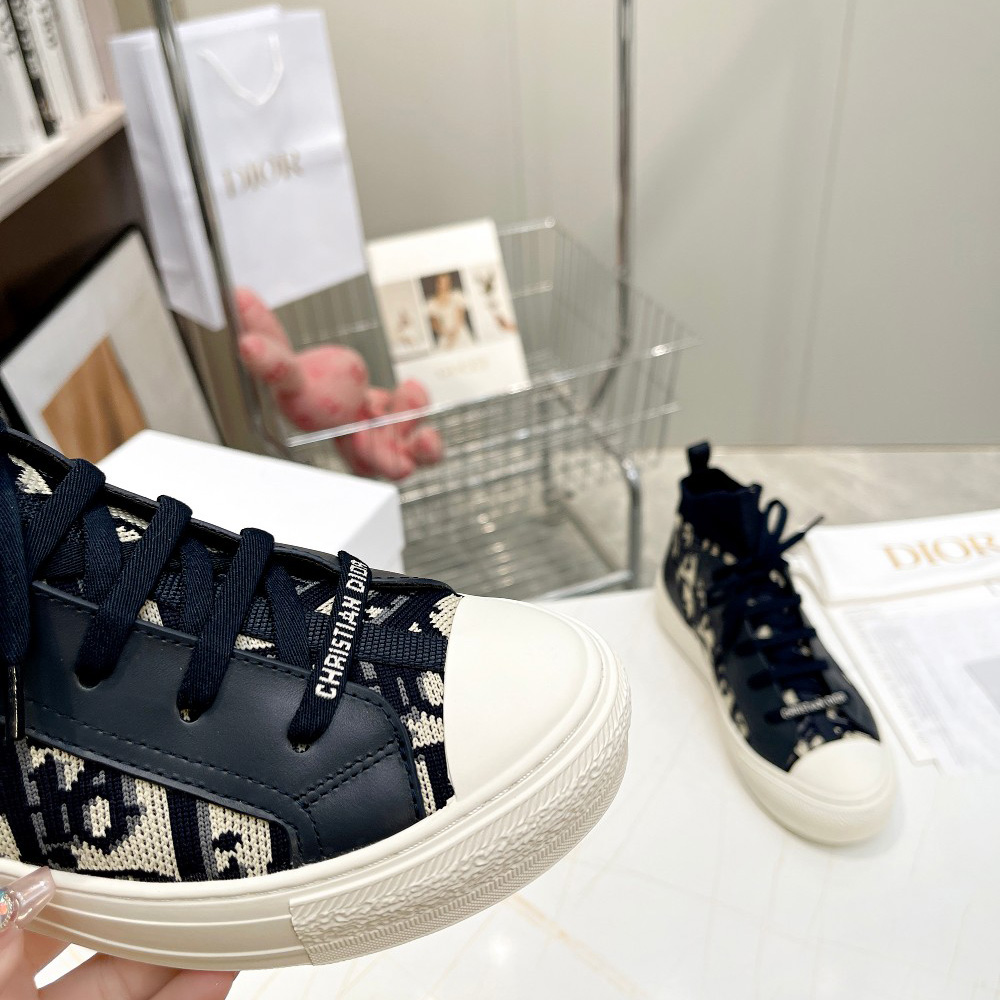 Dior Walk'n'Dior Sneaker - DopestKickz