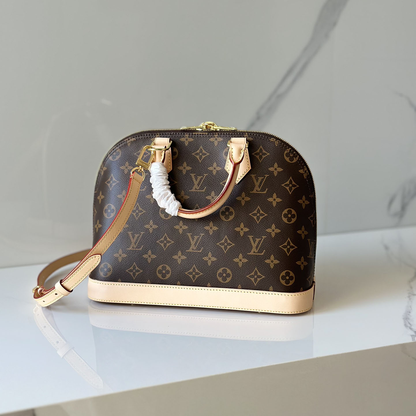 Louis Vuitton Alma PM     M53151 - DopestKickz