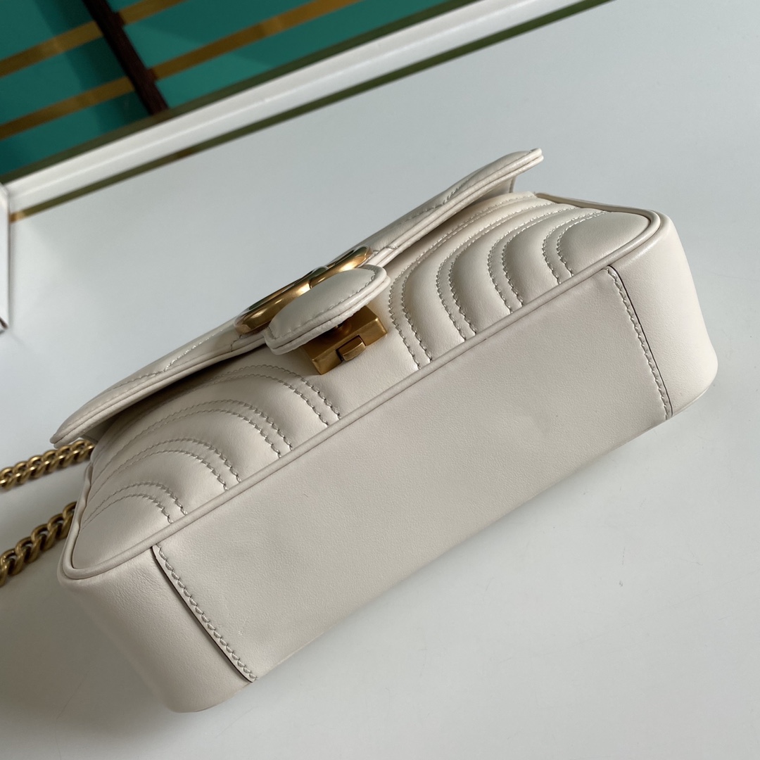 Gucci GG Marmont Matelassé Mini Bag - DopestKickz
