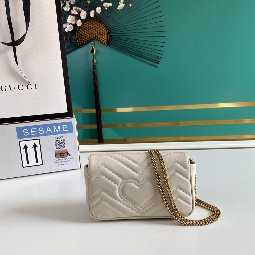 Gucci GG Marmont Super Mini Bag - DopestKickz