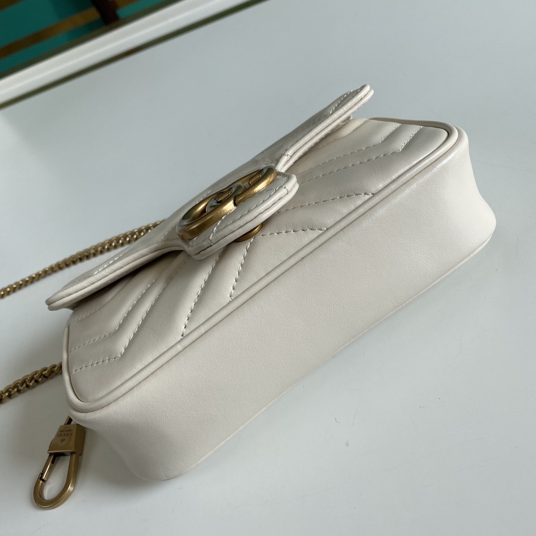 Gucci GG Marmont Super Mini Bag - DopestKickz