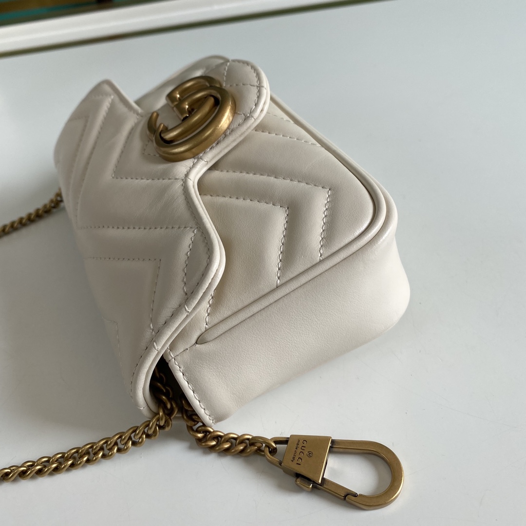 Gucci GG Marmont Super Mini Bag - DopestKickz