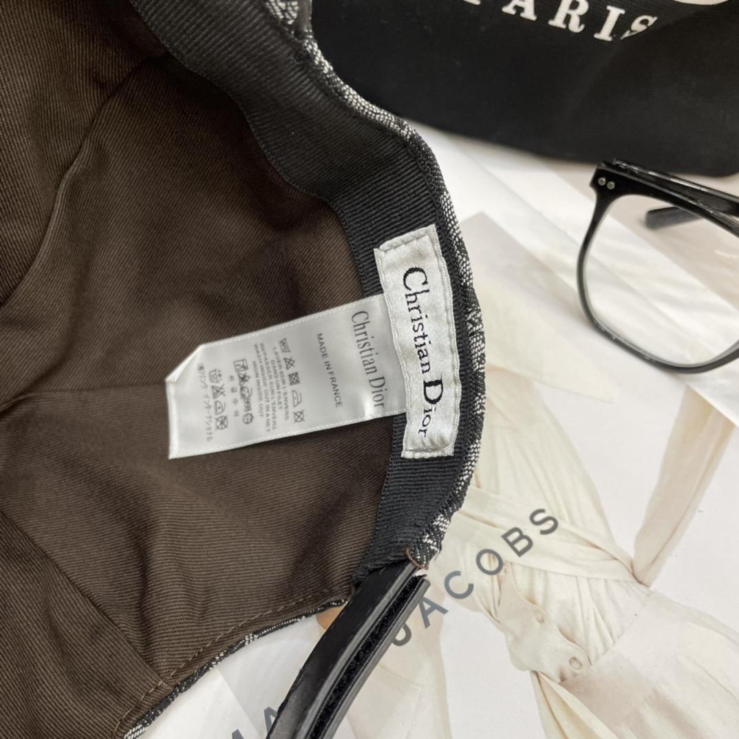 Dior Oblique Baseball Cap - DopestKickz