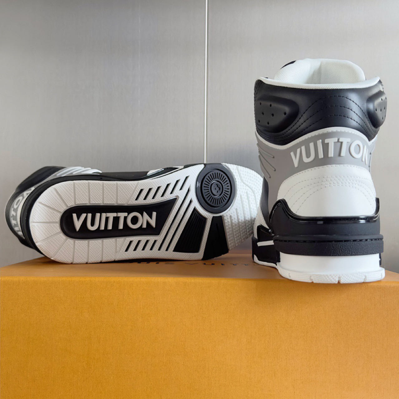 Louis Vuitton LV Trainer Sneaker            - DopestKickz