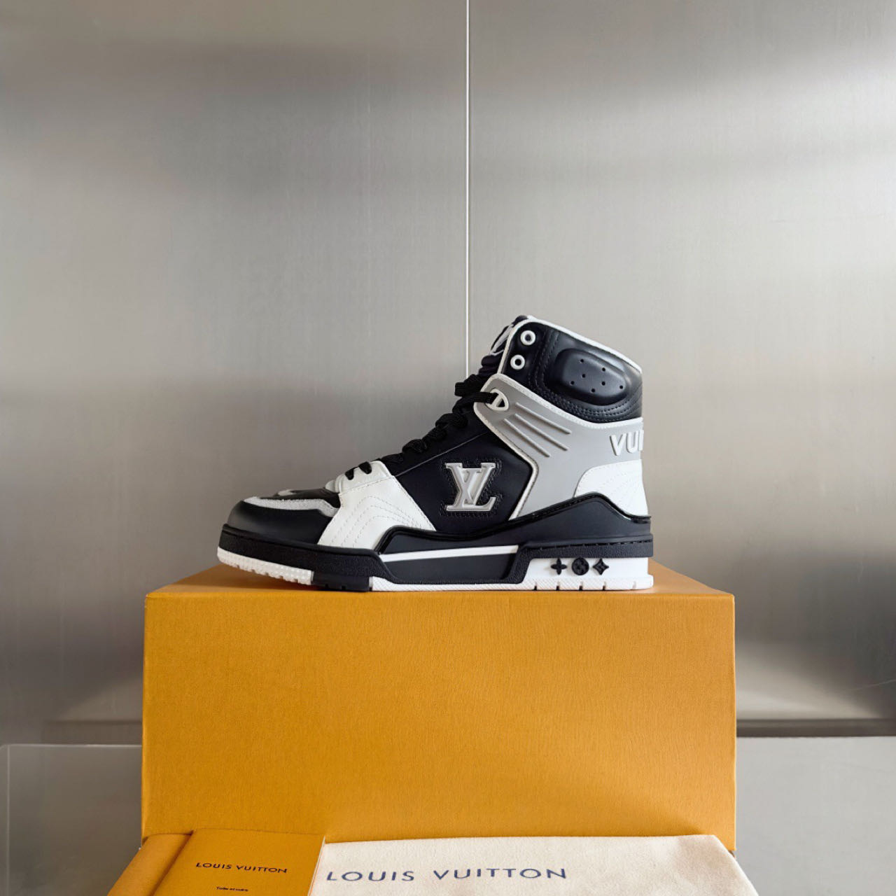 Louis Vuitton LV Trainer Sneaker            - DopestKickz