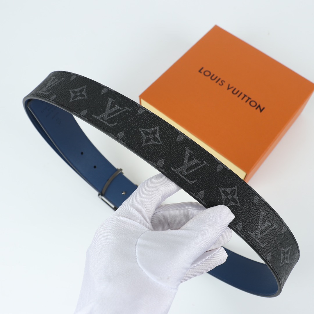 Louis Vuitton LV Tag 40MM Reversible Belt    M0720V - DopestKickz