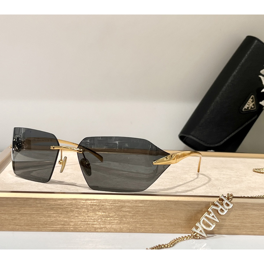 Prada Runway Sunglasses - DopestKickz