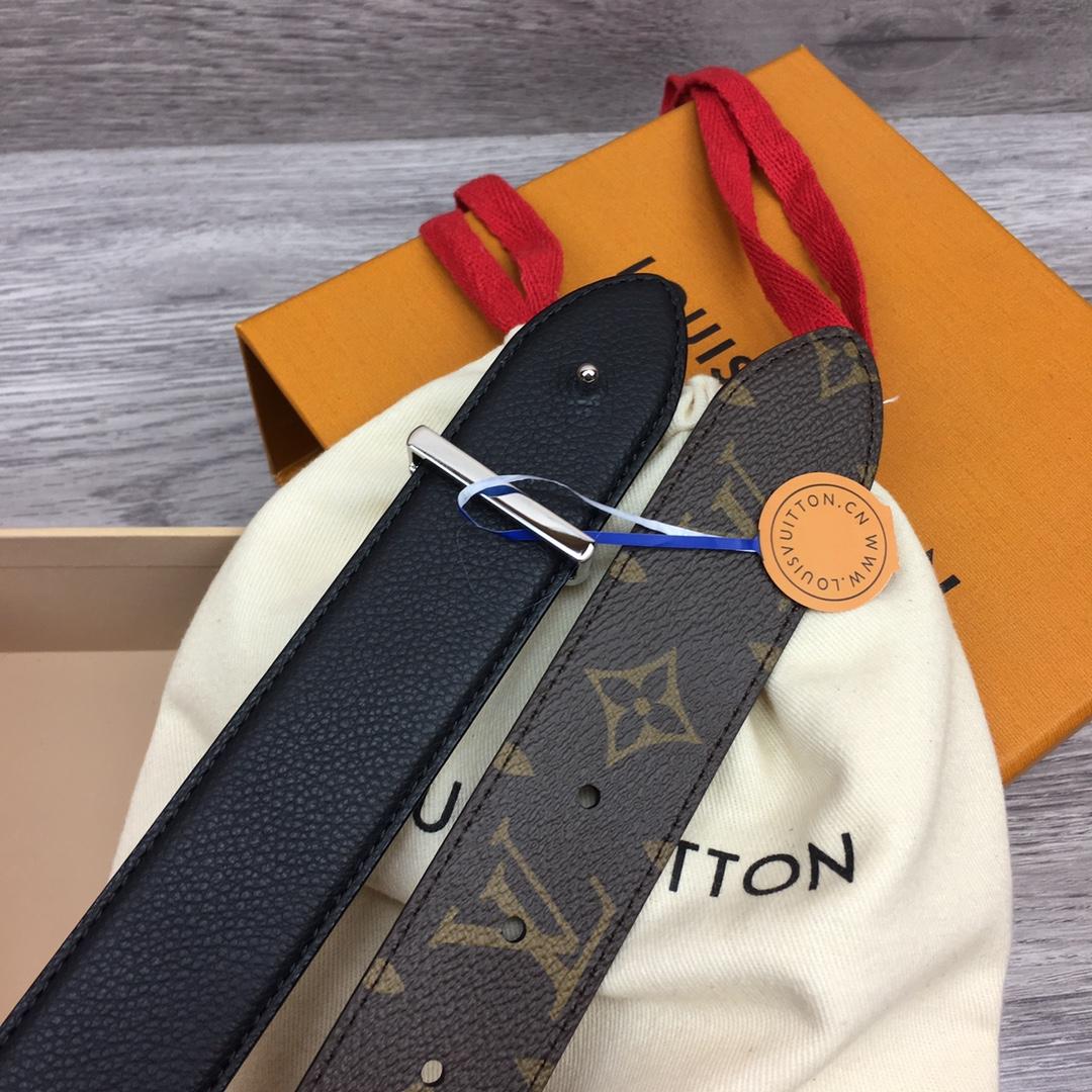 Louis Vuitton LV Trunk 35mm Reversible Belt - DopestKickz