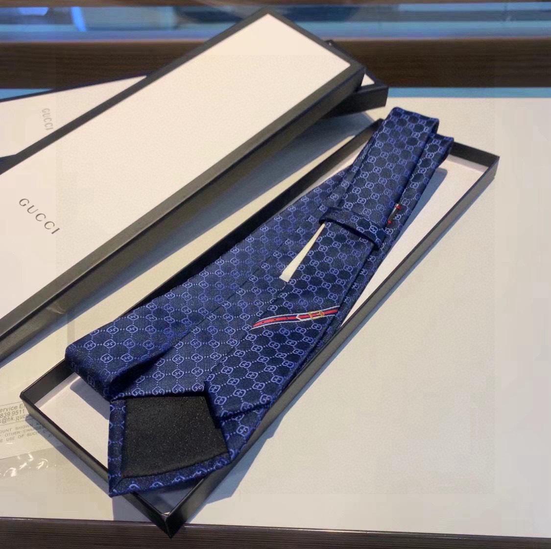 Gucci GG Pattern Silk Tie - DopestKickz
