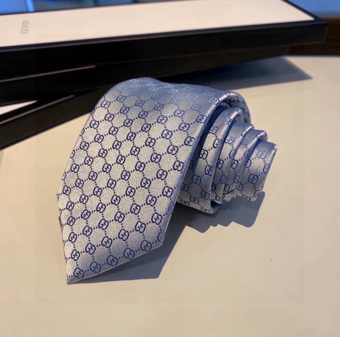Gucci GG Pattern Silk Tie - DopestKickz