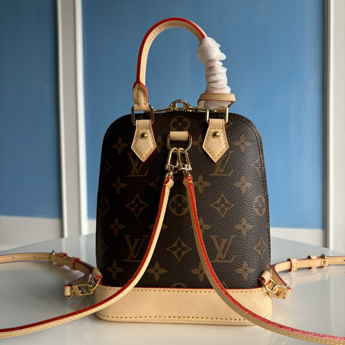 Louis Vuitton Alma Backpack    M47132 - DopestKickz
