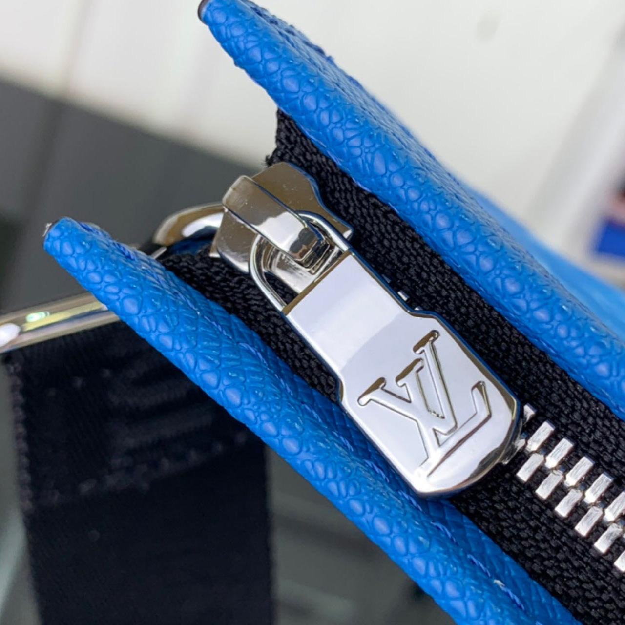 Louis Vuitton Gaston Wearable Wallet   M83099 - DopestKickz