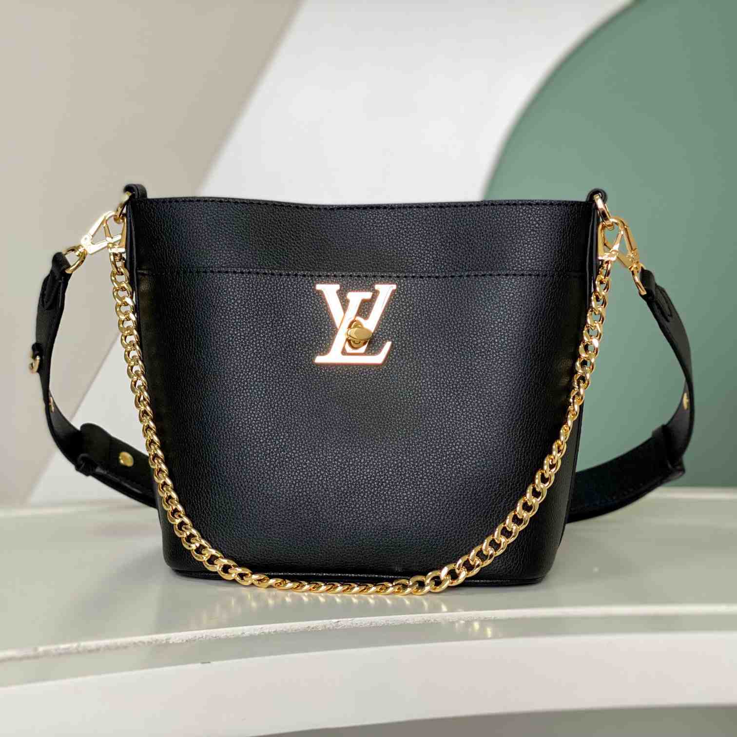 Louis Vuitton Lock and Walk    M24006 - DopestKickz