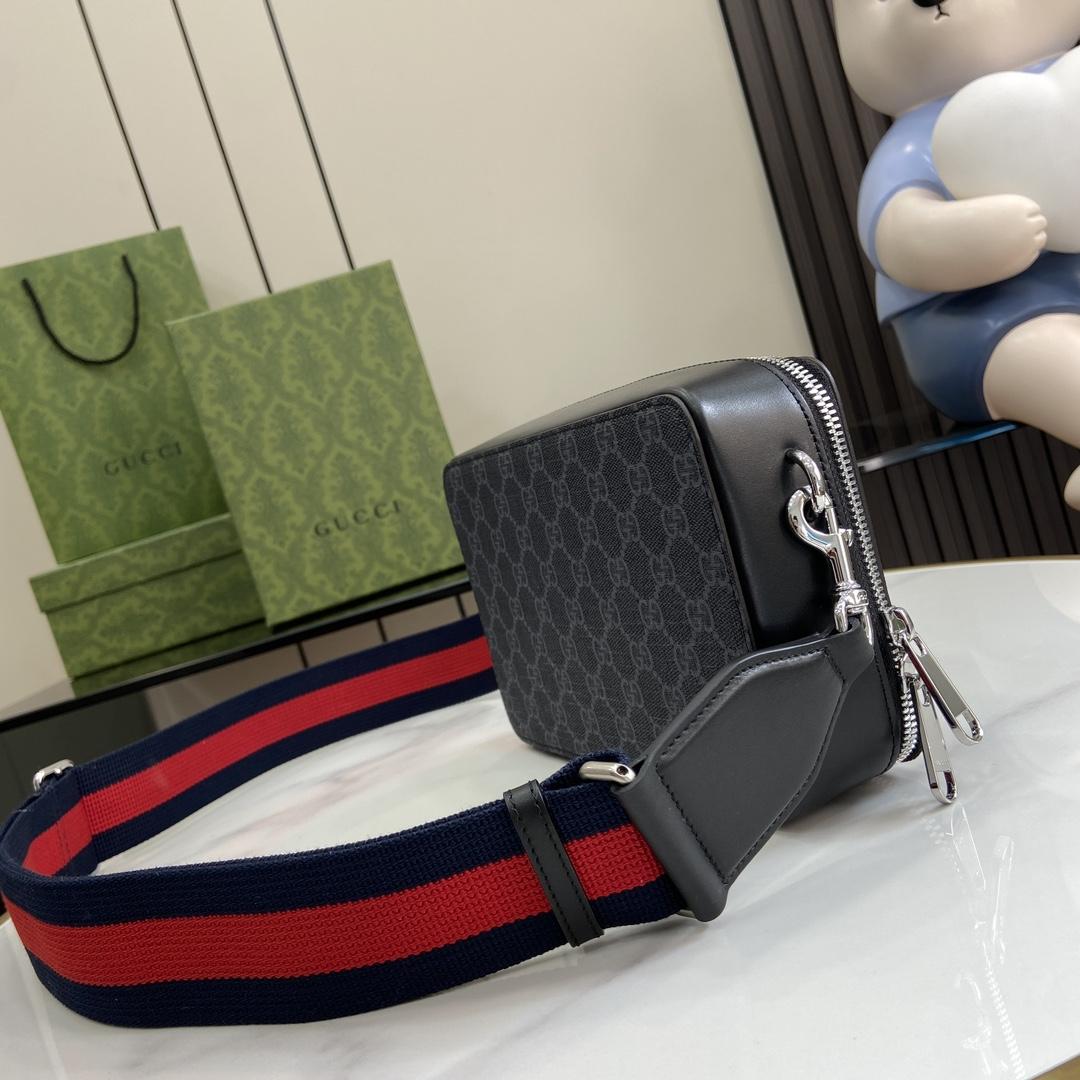 Gucci GG Supreme Mini Shoulder Bag - DopestKickz